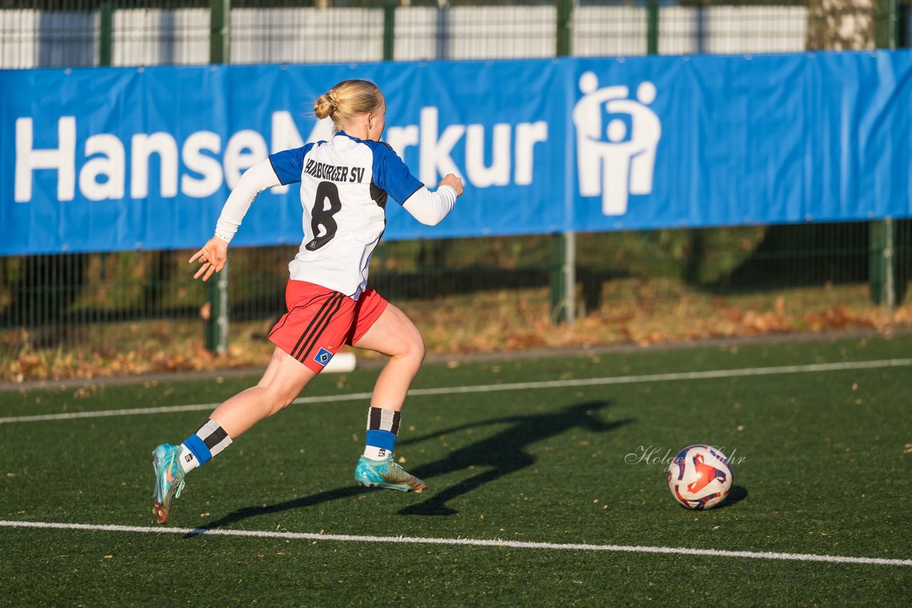 Bild 197 - wBJ Hamburger SV - Holstein Kiel : Ergebnis: 8:0